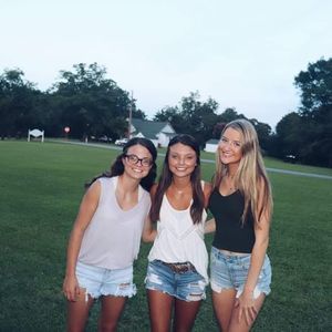 Meet your Posher, Joyce